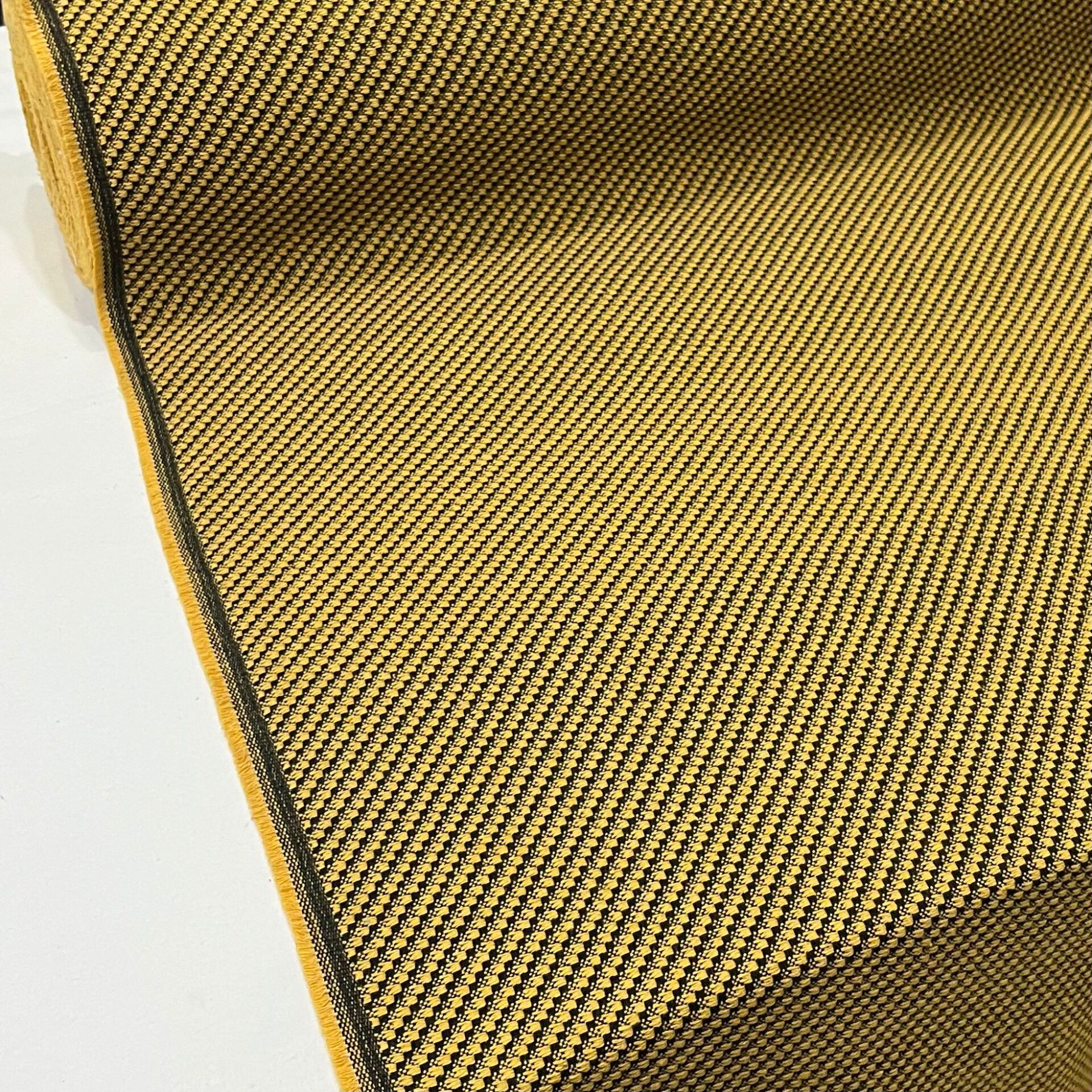 Hardal Siyah Noktalı Şanel Kumaş