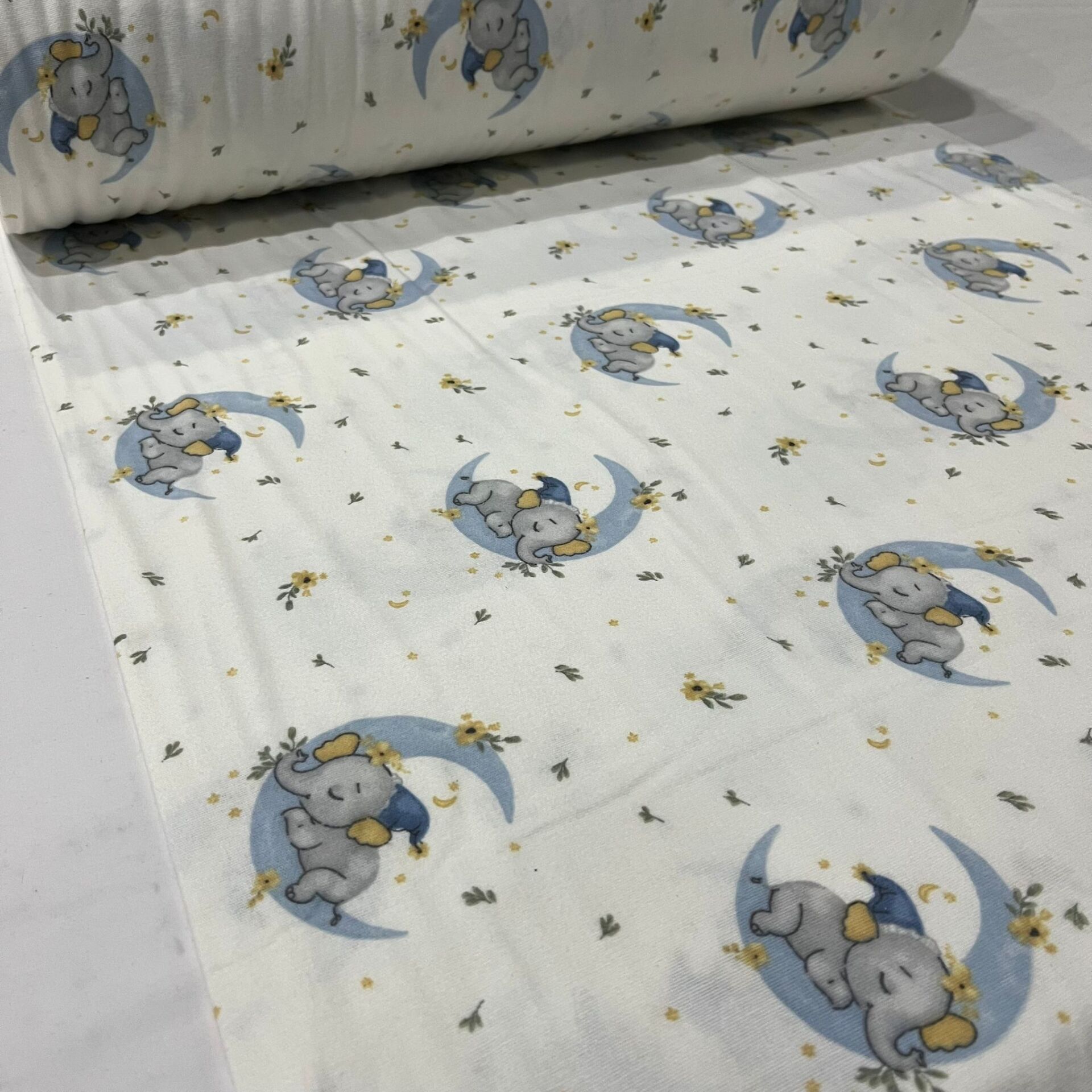 Uykucu Fil Pazen Kumaş