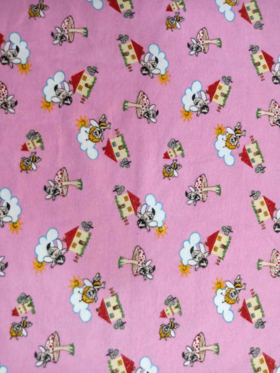 Pembe Neşeli Arılar Pazen Kumaş