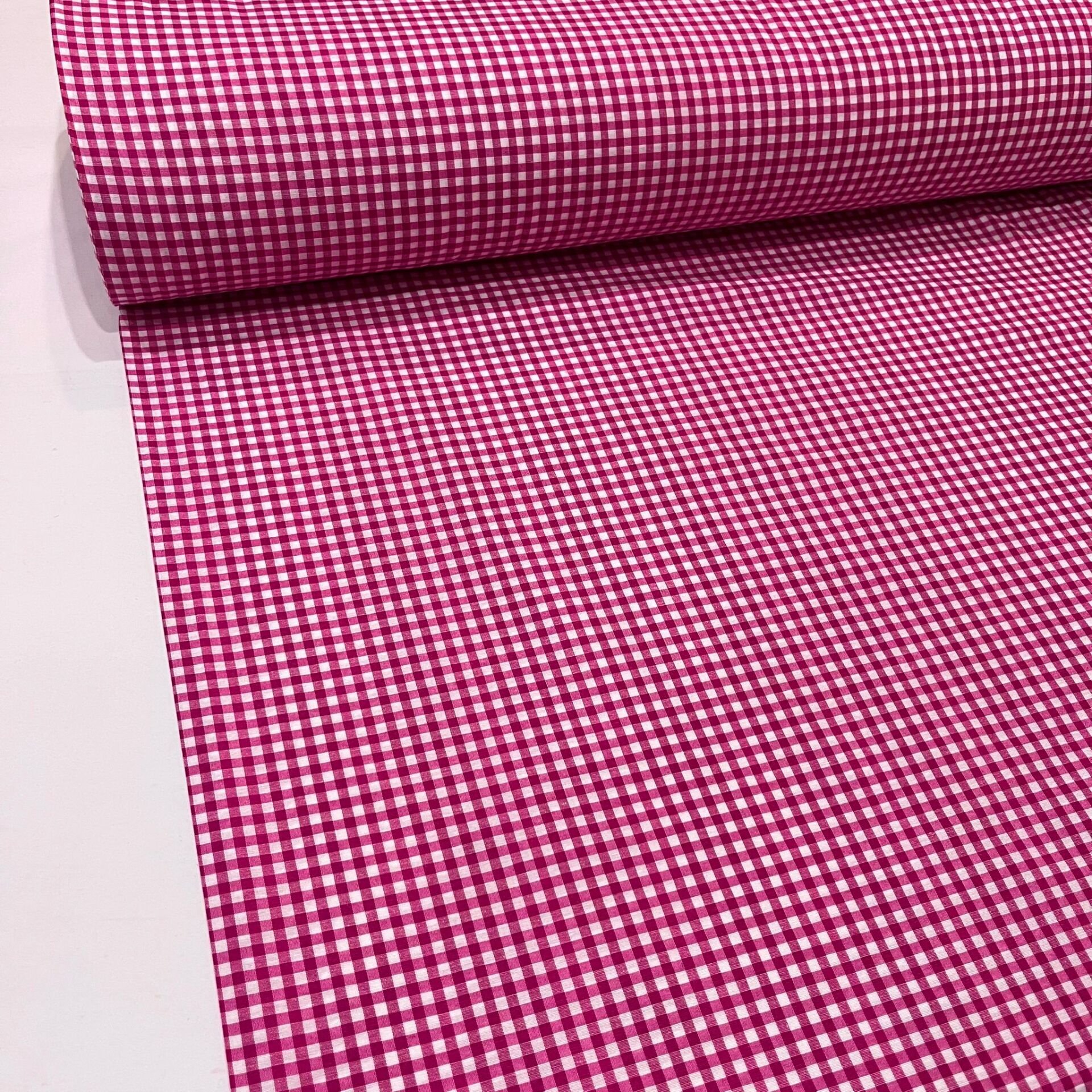 Fuşya Küçük Pötikare Zefir Kumaş