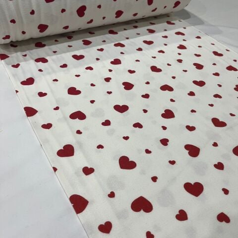 Kırmızı Kalpli Pazen Kumaş
