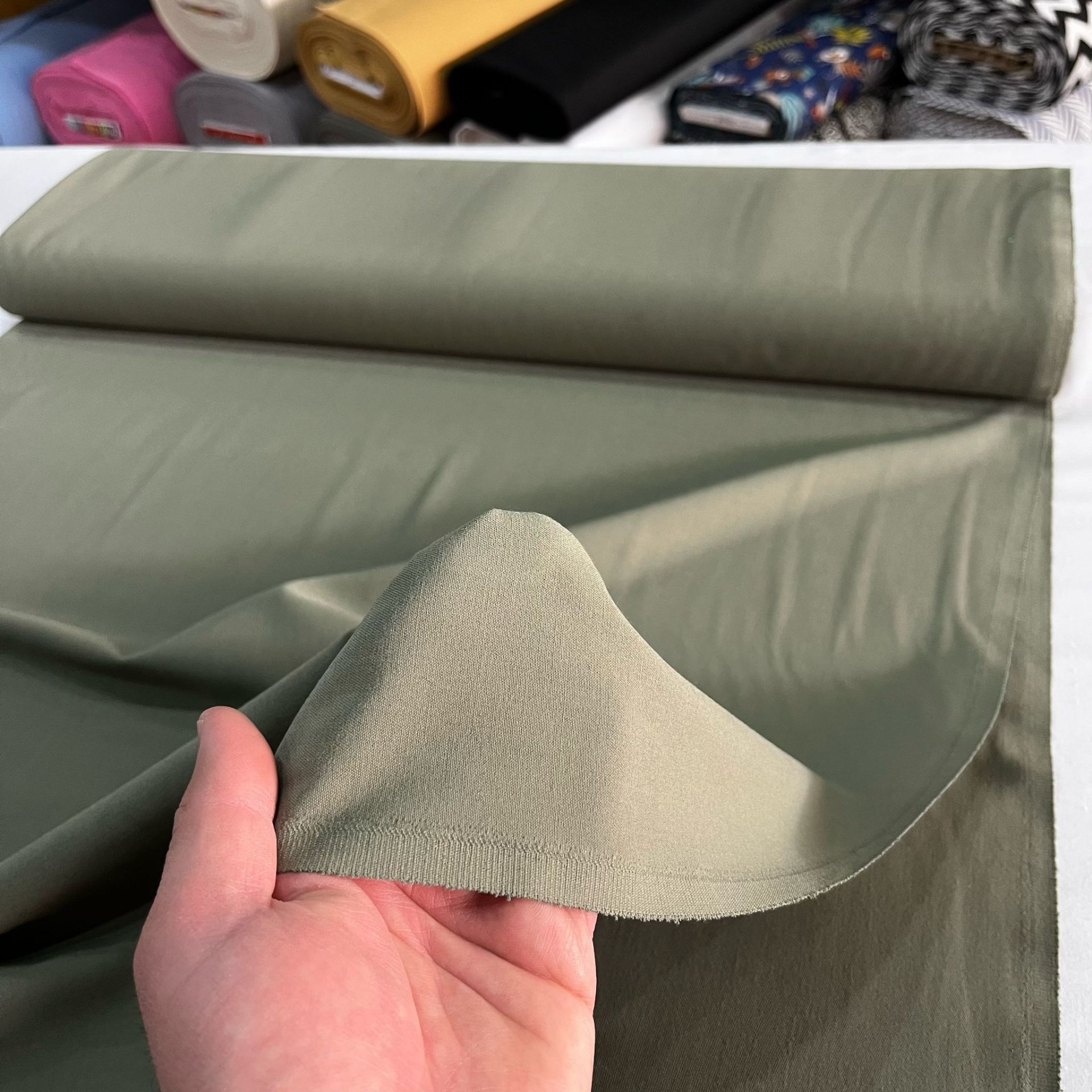 Çağla Yeşil Gabardin  Kumaş