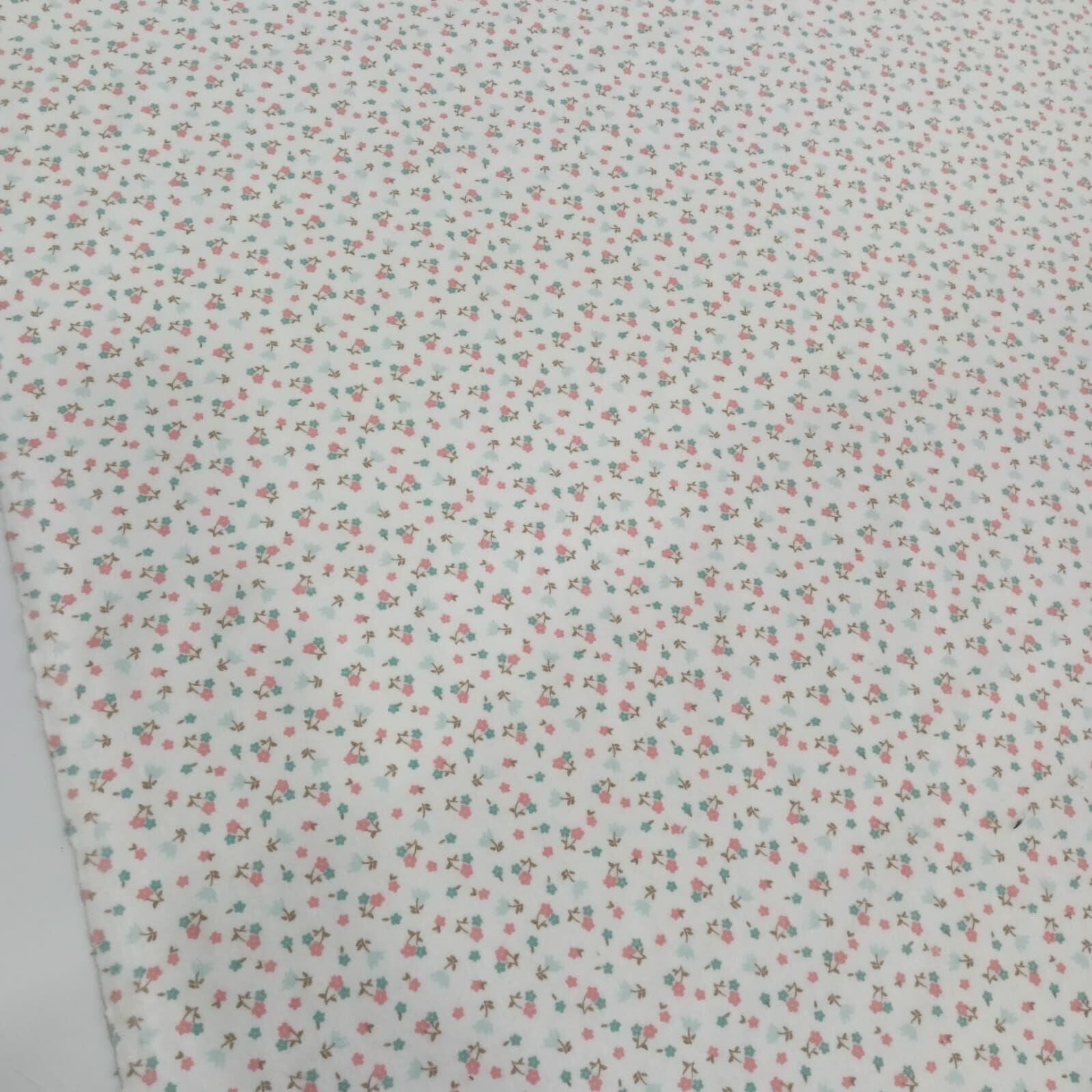 Minik Desenli Pazen Kumaş Mavi