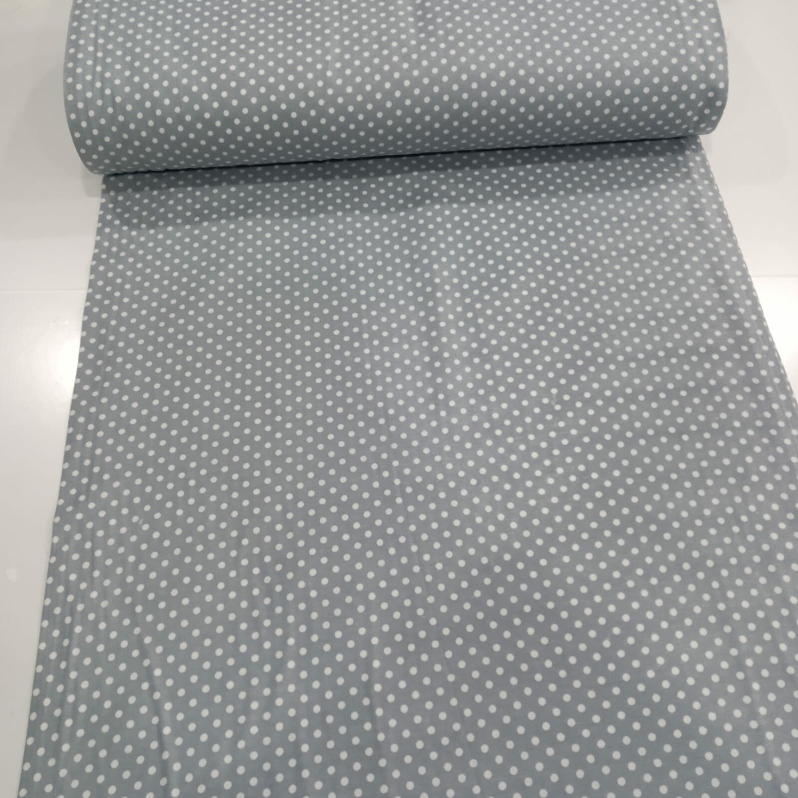 Gri Puantiyeli Poplin Kumaş