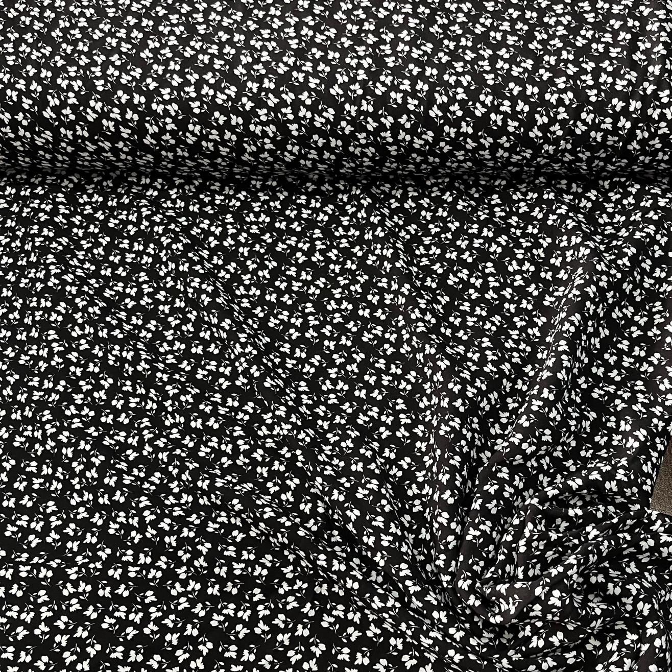 Siyah Flowers Viskon Kumaş