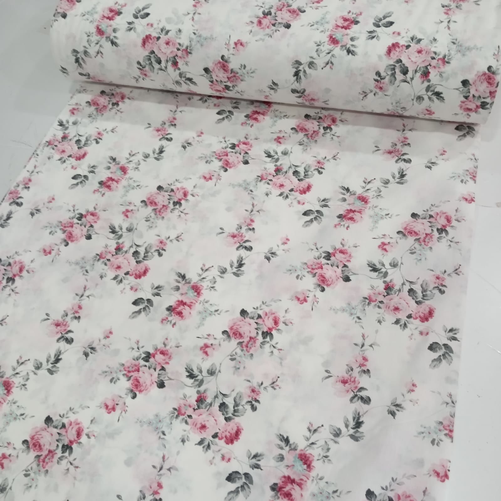 Pembe Gül Buketi Poplin Kumaş