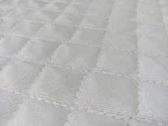 Beyaz Saten Dikişli Kapitone Kumaş