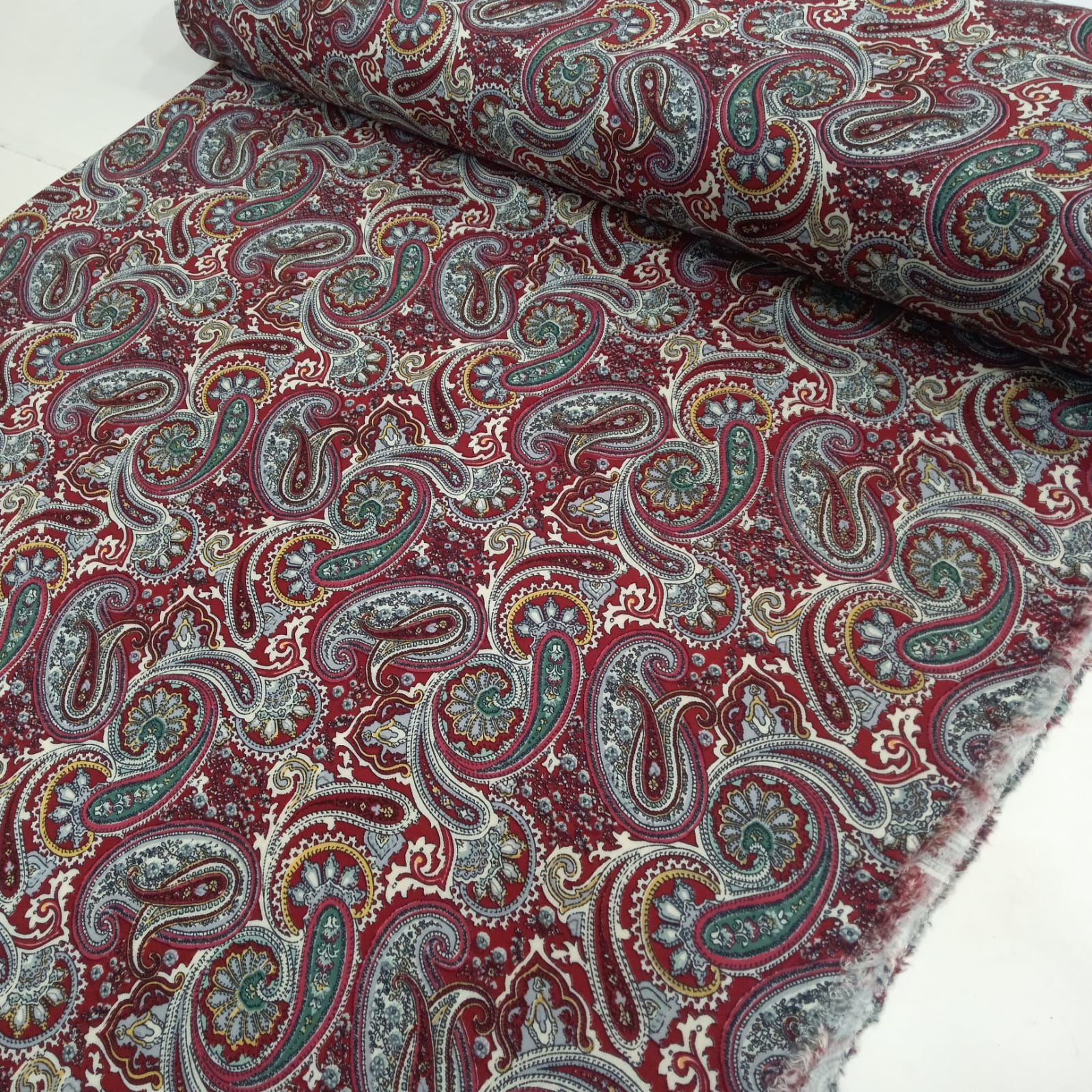 Bordo Şal Desen Viskon Kumaş