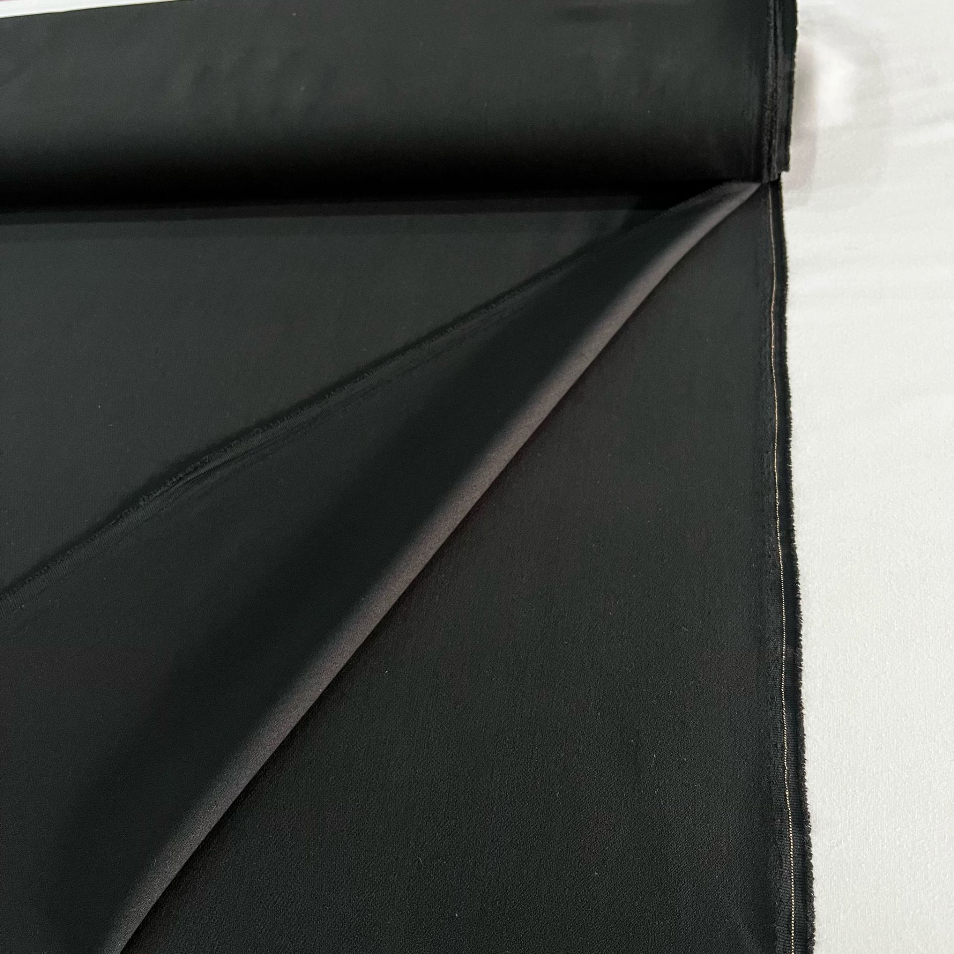 Siyah Likralı Krep Kumaş