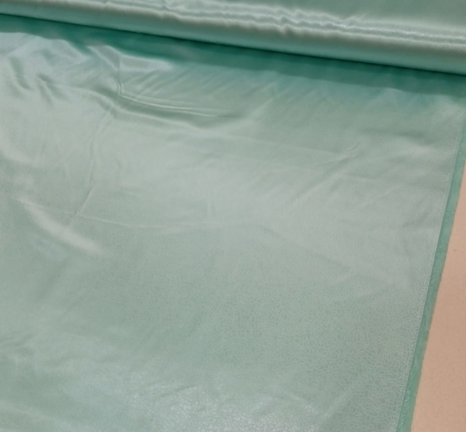 Düz Renk Deri Satenler Su Yeşili