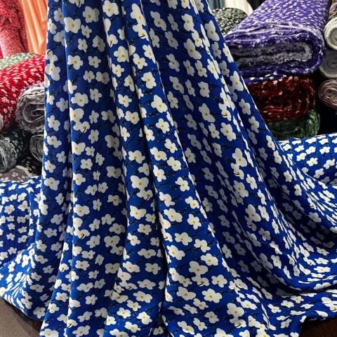 Mavi Papatya Bahçesi Viskon Kumaş