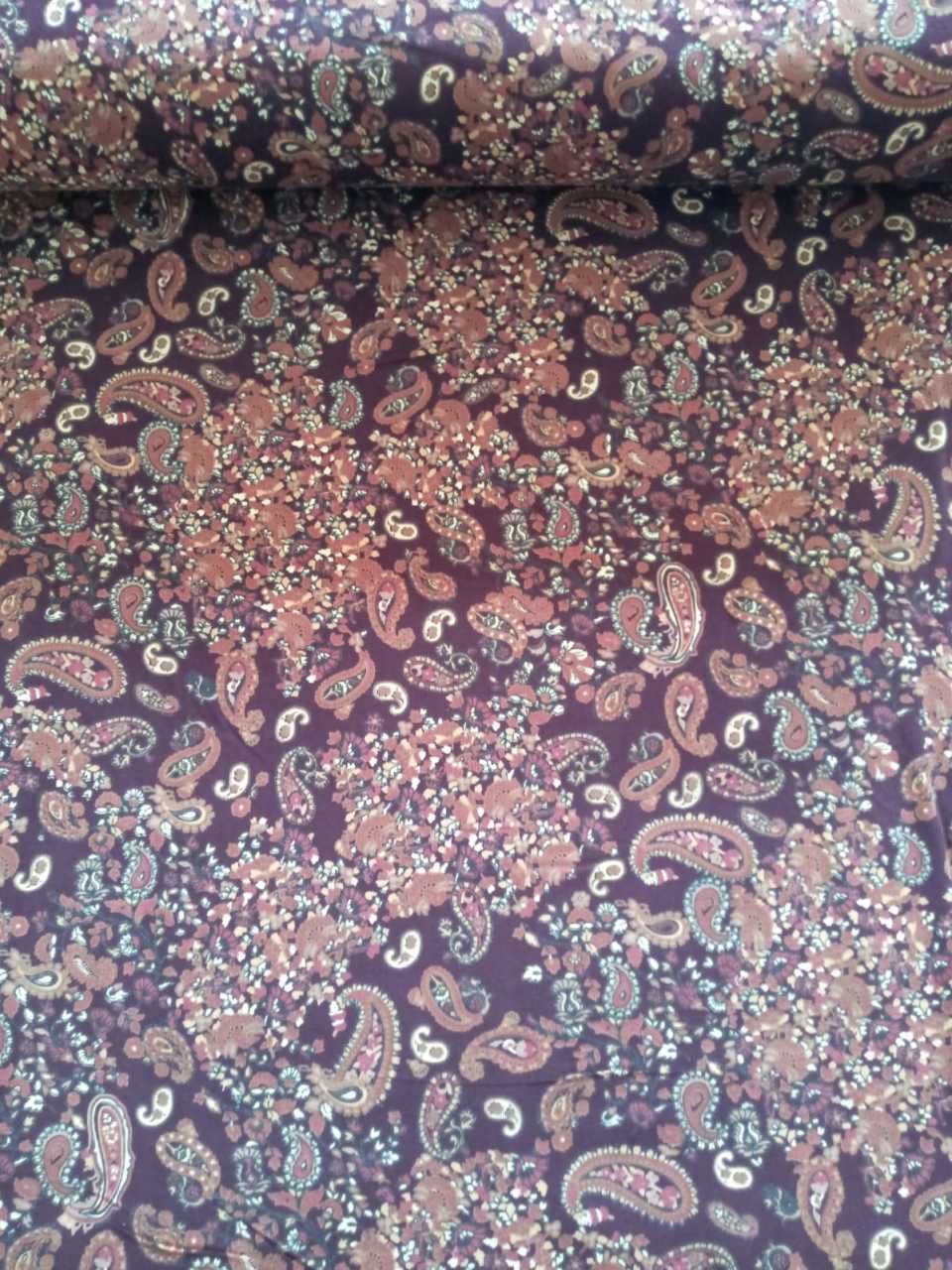 Bordo Şal Desen Kadife Kumaş