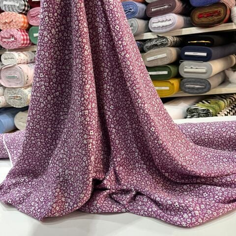 Gül Pembesi Minik Çiçekli Viskon Kumaş